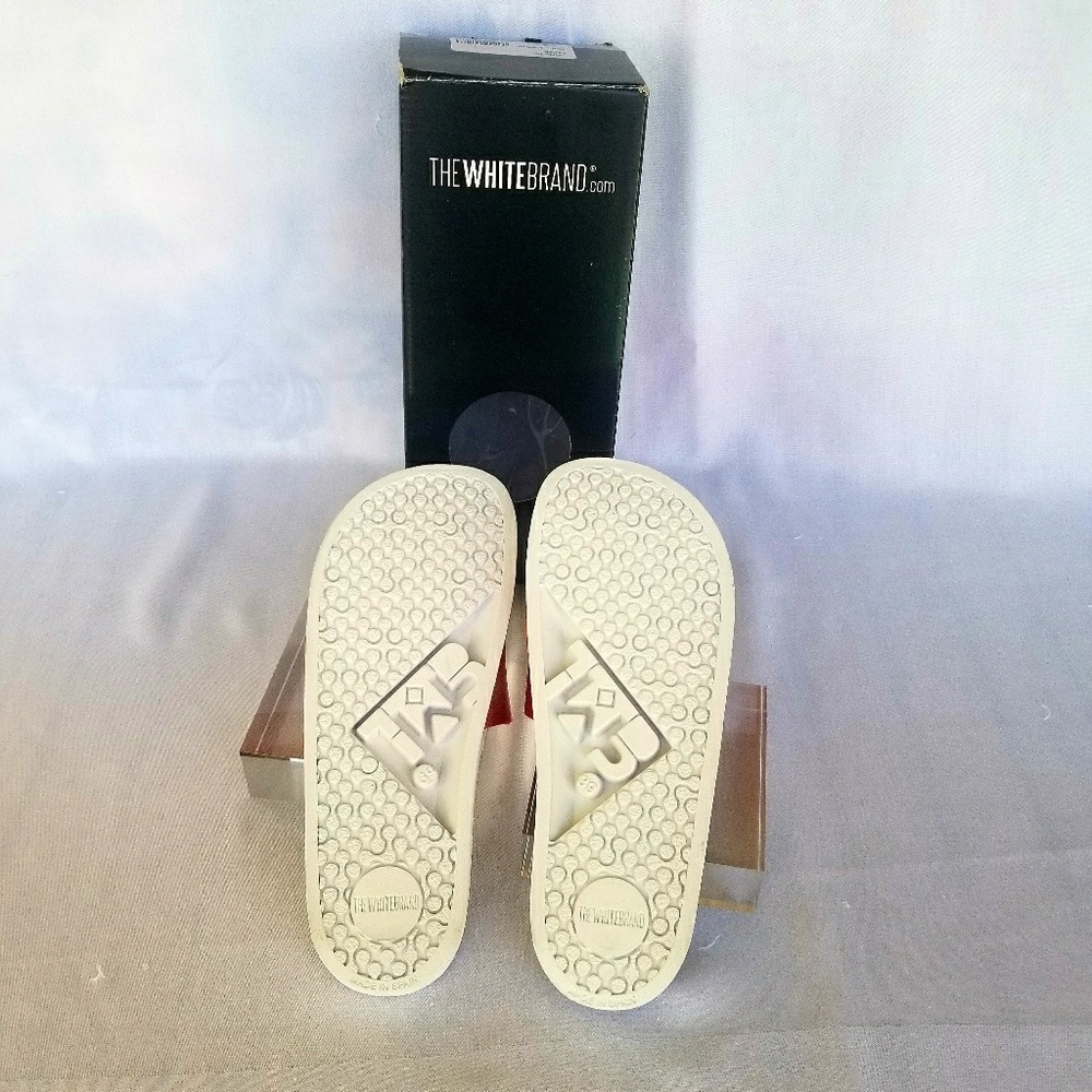 NWT The White Brand (Spain) Red/White Love Slides - Picture 3 of 4